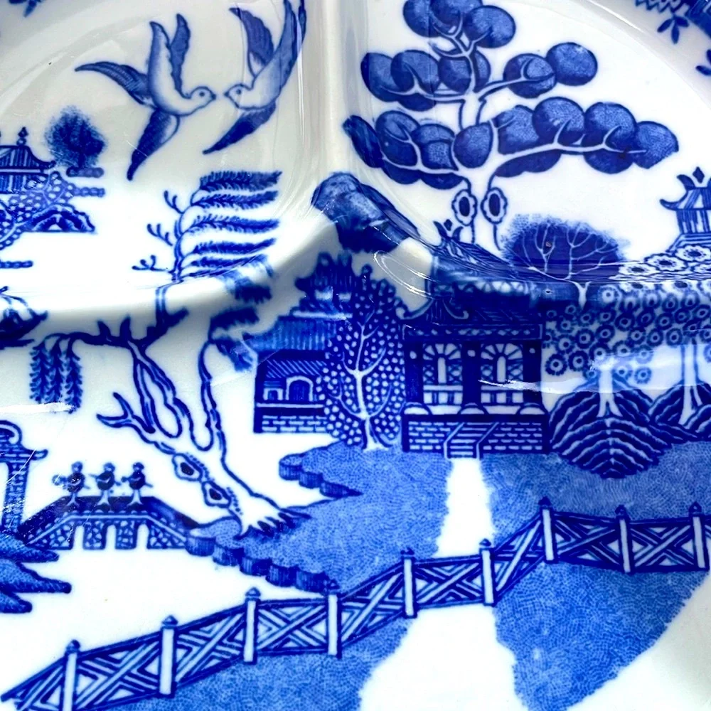 Blue Willow Grafton Grill Plate 9.5”  Vintage 1950’s Made by Carr China Co. EUC
